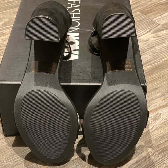 Fashion Nova Heels-Brand new - Picture 6 of 8